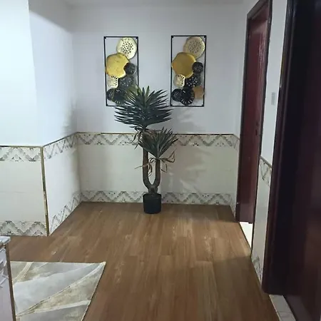 شقة كبيرة وفخمة Large And Luxury Two Bedroom Аджман Екстер'єр фото