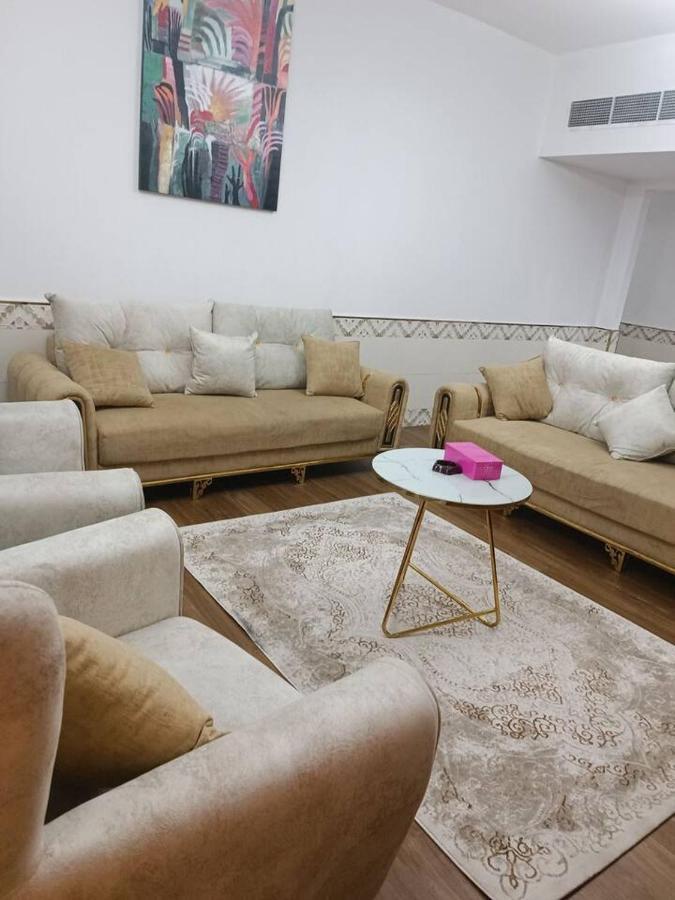 كبيرة وفخمة Large And Luxury Two Bedroom Apartment Ajman