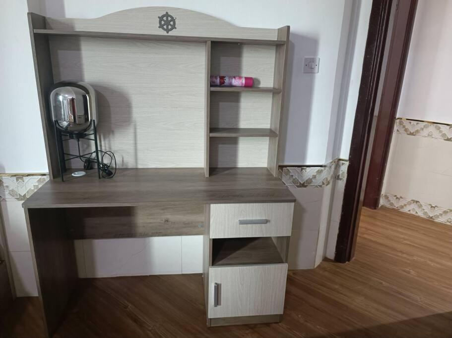 كبيرة وفخمة Large And Luxury Two Bedroom Apartment *