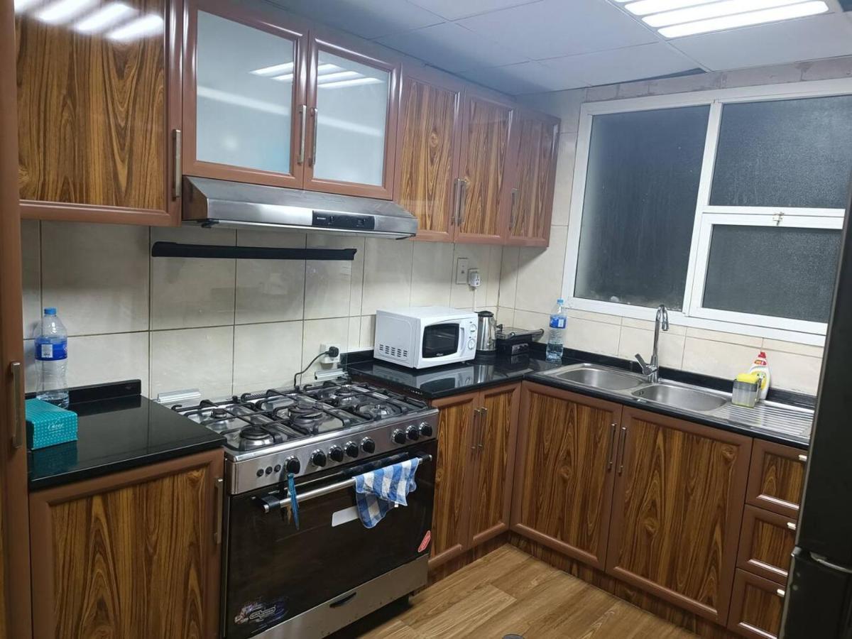 كبيرة وفخمة Large And Luxury Two Bedroom * Ajman